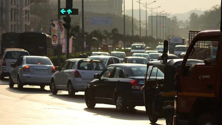 India To Launch Vehicle-To-Vehicle Technology