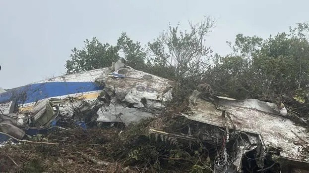 Small plane crashes in Colombia