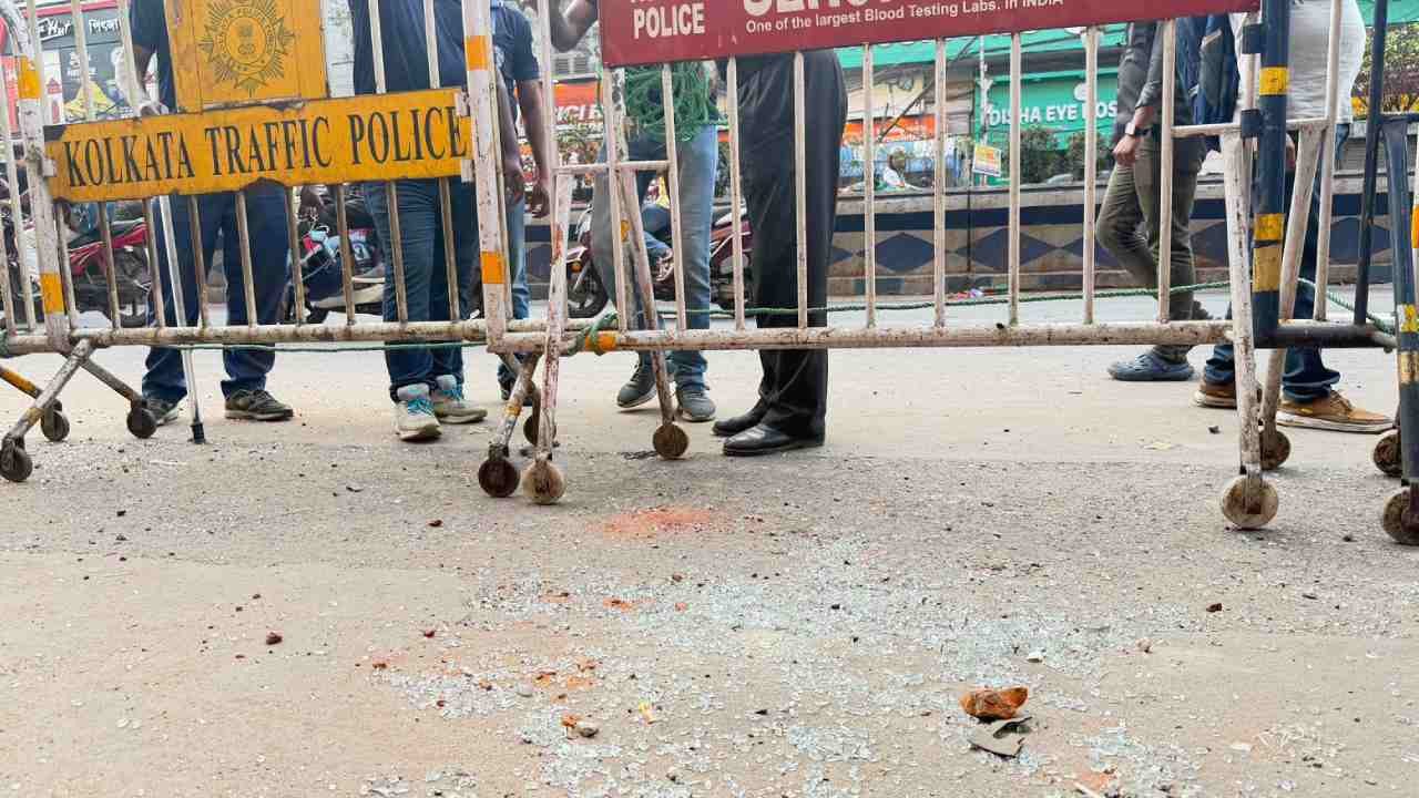 Girish Park vandalism