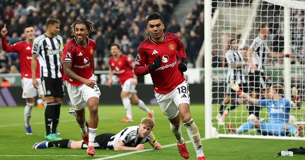 Newcastle 2-1 Manchester United