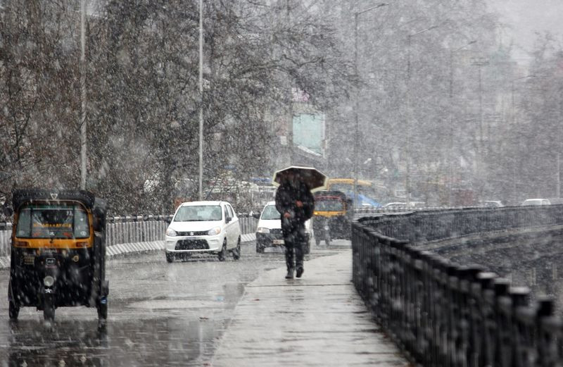 Rain and Snowfall  Weather In Kashmir
