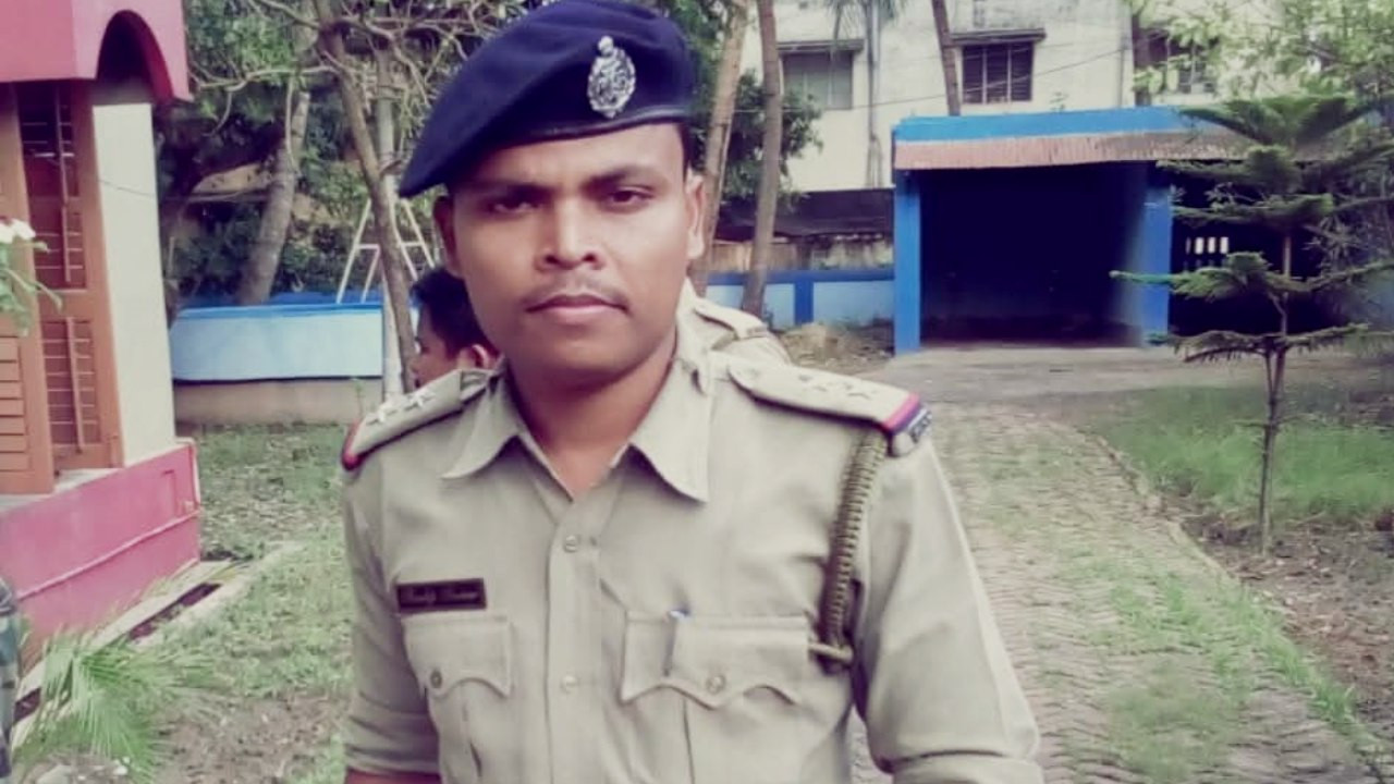 Sandip Sarkar, Officer-in-Charge (OC) of Hingalganj Police Station