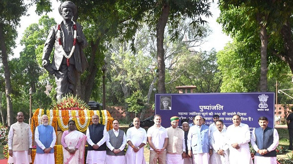 Nation pays tribute to Jyotirao Phule on 200th birth anniversary