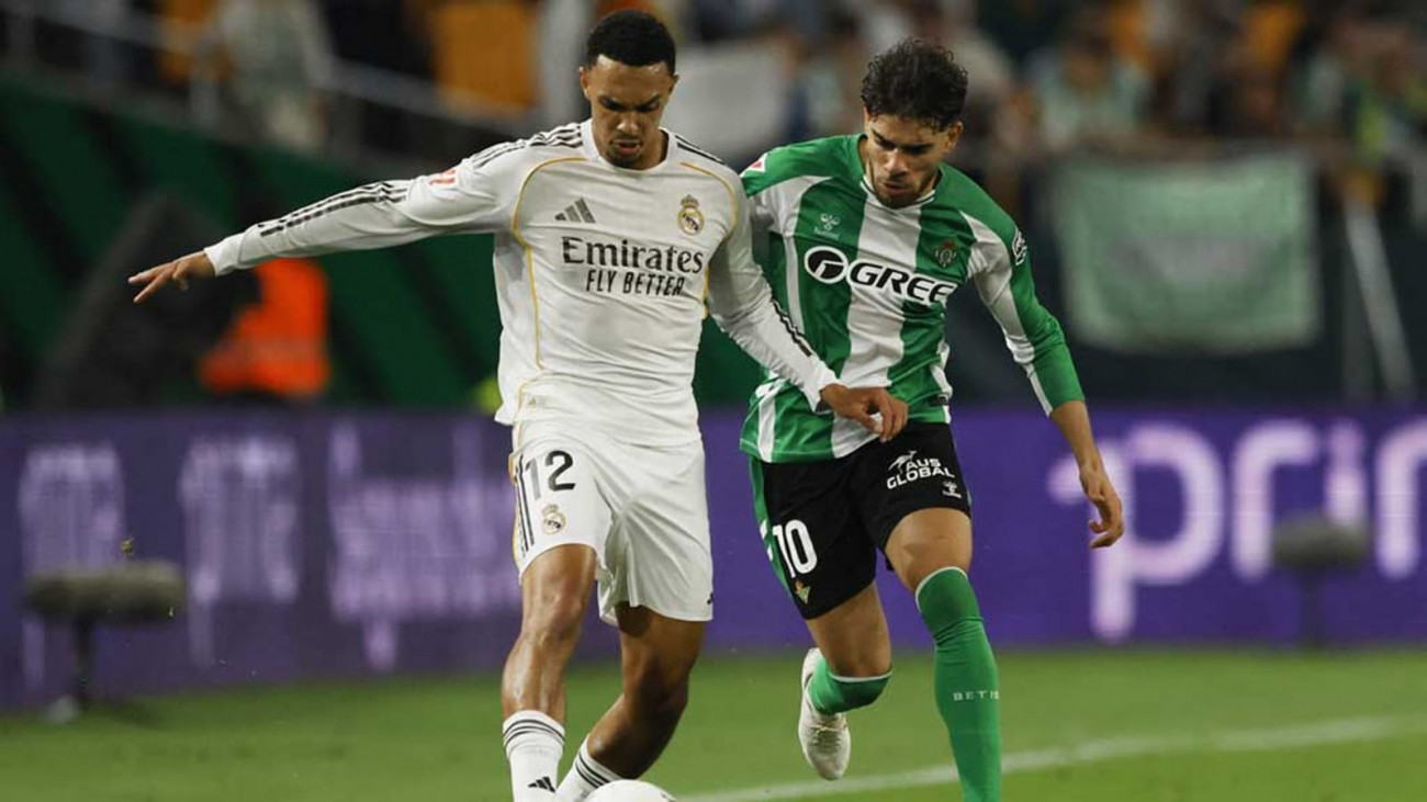 Real Madrid drops points in the final moments of La Liga