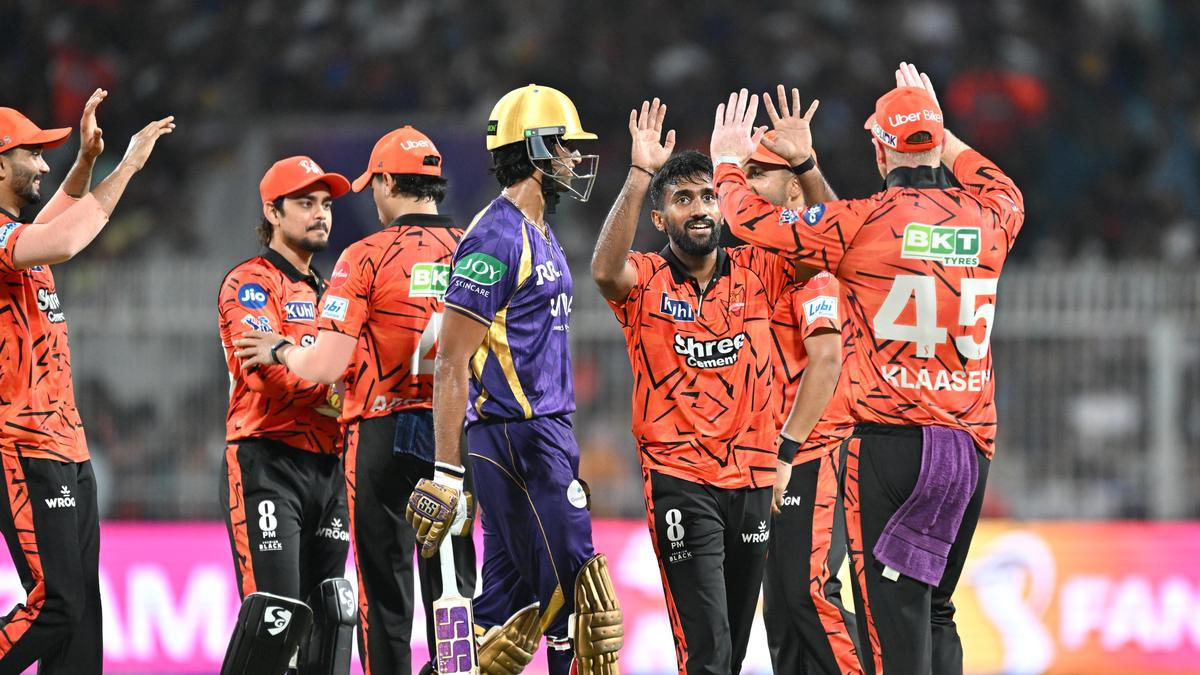Sunrisers open account with a clinical win over Knight Riders