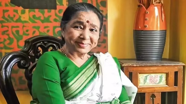 Legendary playback singer Asha Bhosle