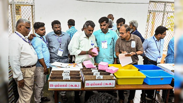 Chief Minister Rangasamy Leads By Over 3,000 Votes