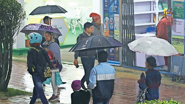 Mercury Drops Courtesy of Storms and Rain