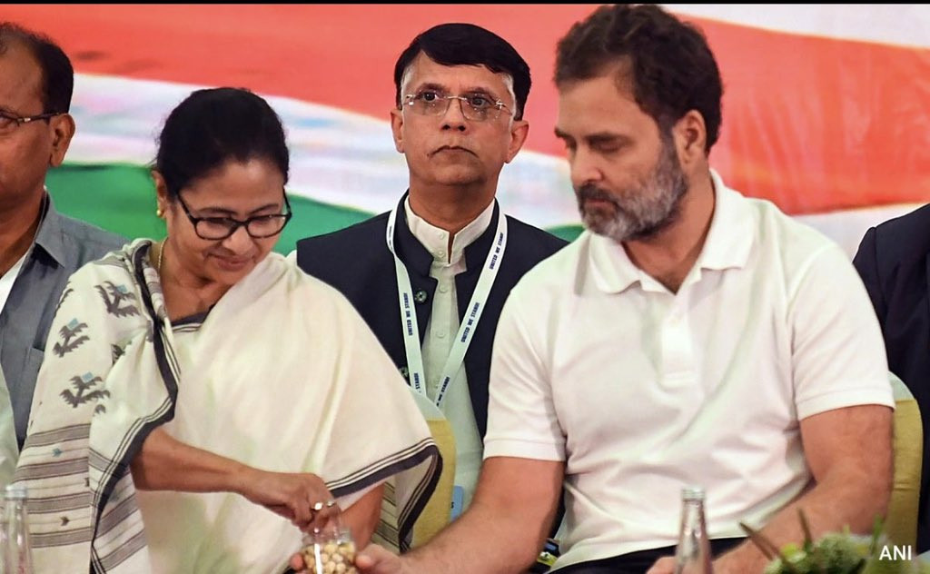 Rahul Stands by Mamata