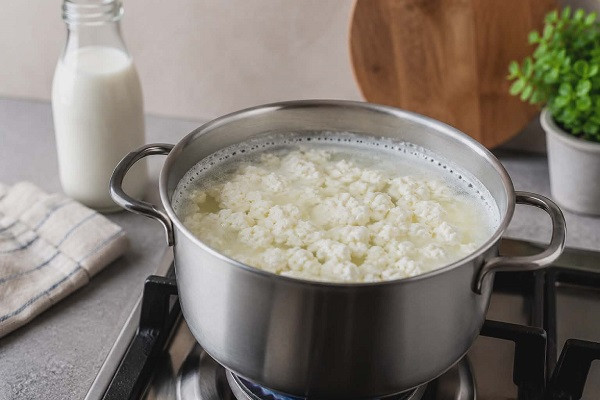 Milk Boiling Mistakes Concept