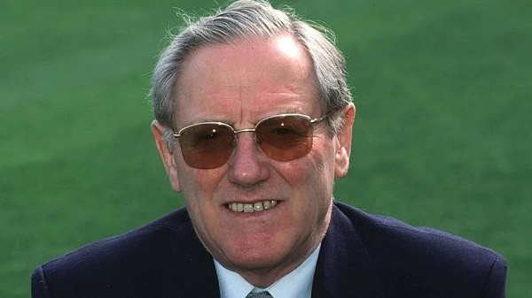 Former England Test captain Mike Smith