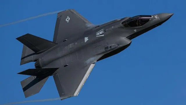 US launches new strikes on Iran