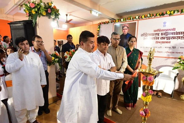 CM Suvendu at Bankim Chandra Chattopadhyay's residence on College Street