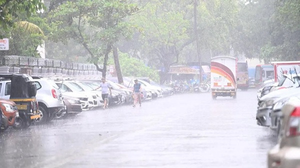 Monsoon Arrives In Mumbai