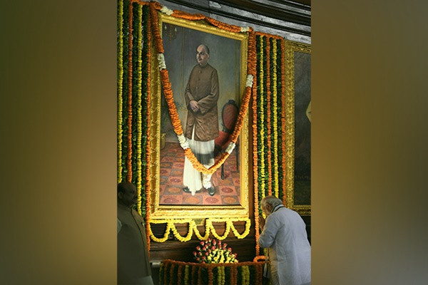 PM Modi pays tributes to Dr. Syama Prasad Mookerjee