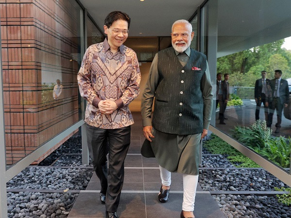 Prime Minister Lawrence Wong & PM Narendra Modi