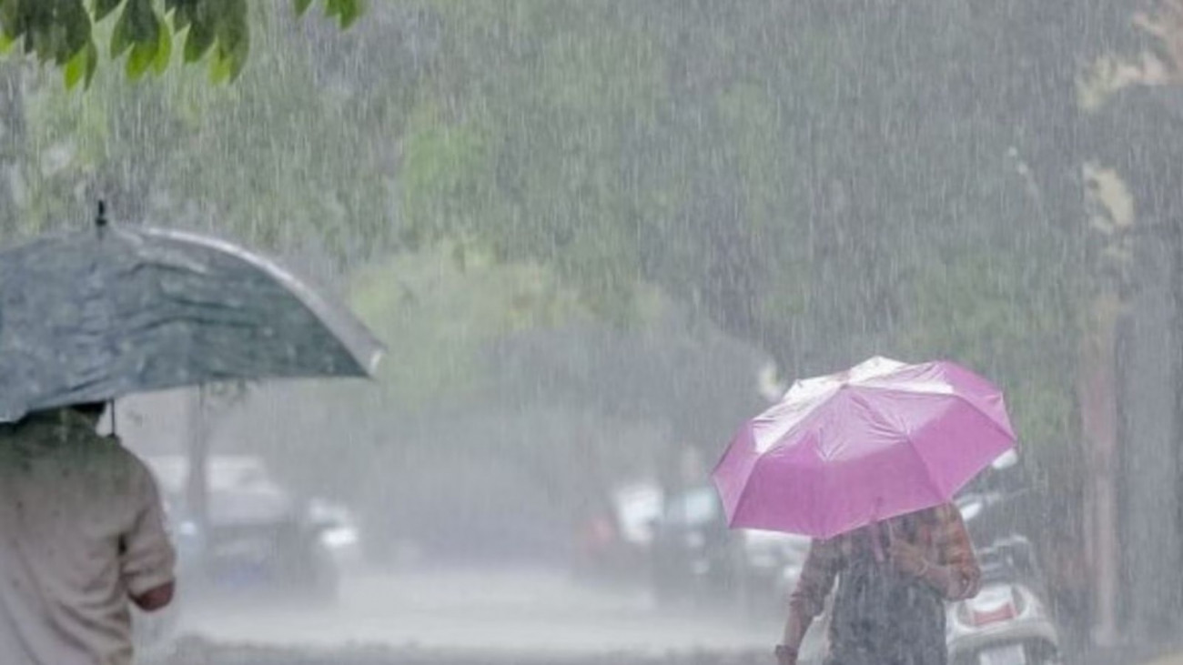 Scattered rain is forecast for some districts of South Bengal