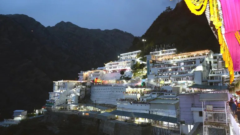 Amarnath, Vaishno Devi Yatras To Be Temporarily Suspended Amid Weather Forecast