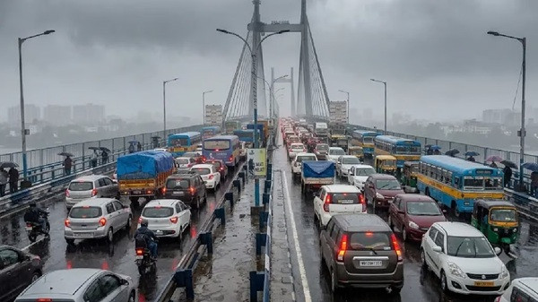 Commuters plagued by traffic jams