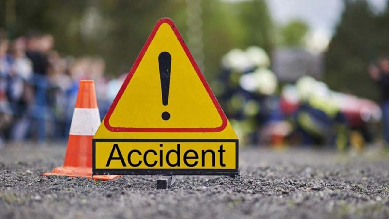 Etah Accident