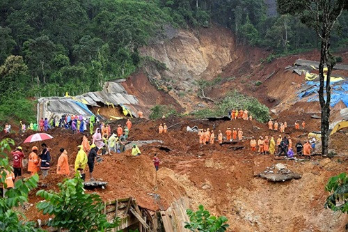Massive landslide at Wayanad tunnel site