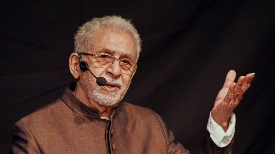 Veteran Actor Naseeruddin Shah Gets Emotional Over Jantar Mantar Violence