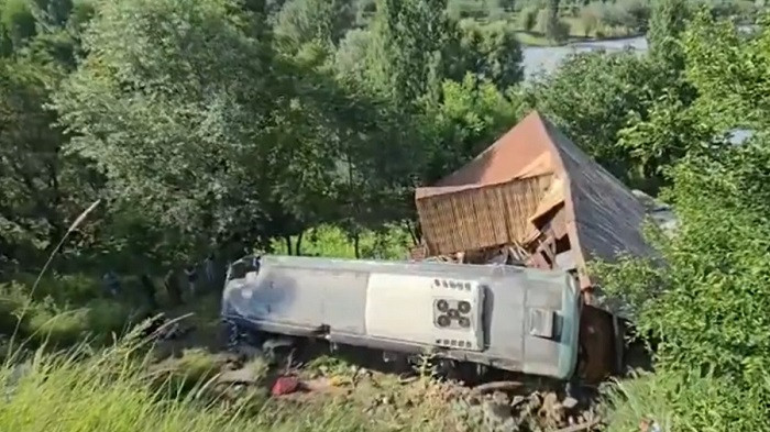 39 Amarnath pilgrims injured in road accident in Kashmir
