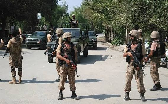 4 militants killed in police operation in NW Pakistan