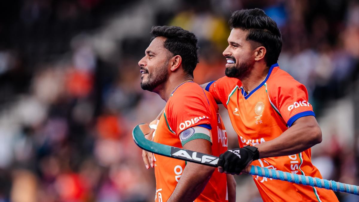 Captain Harmanpreet Singh and Abhishek