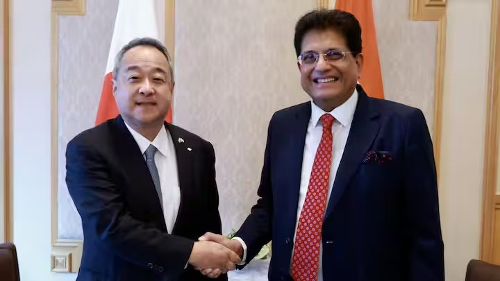 Minister Piyush Goyal with Sumitomo Corporation President and CEO Shingo Ueno