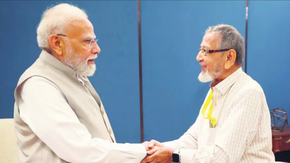 81-year-old schoolmate meet PM Modi
