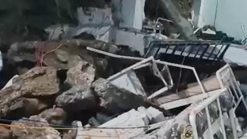 A section of the hospital has suddenly collapsed