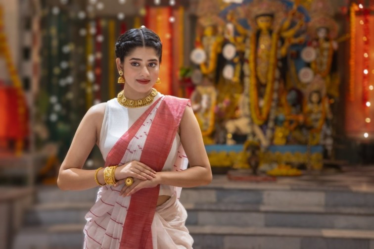 Ashtami Durga Puja Fashion Look