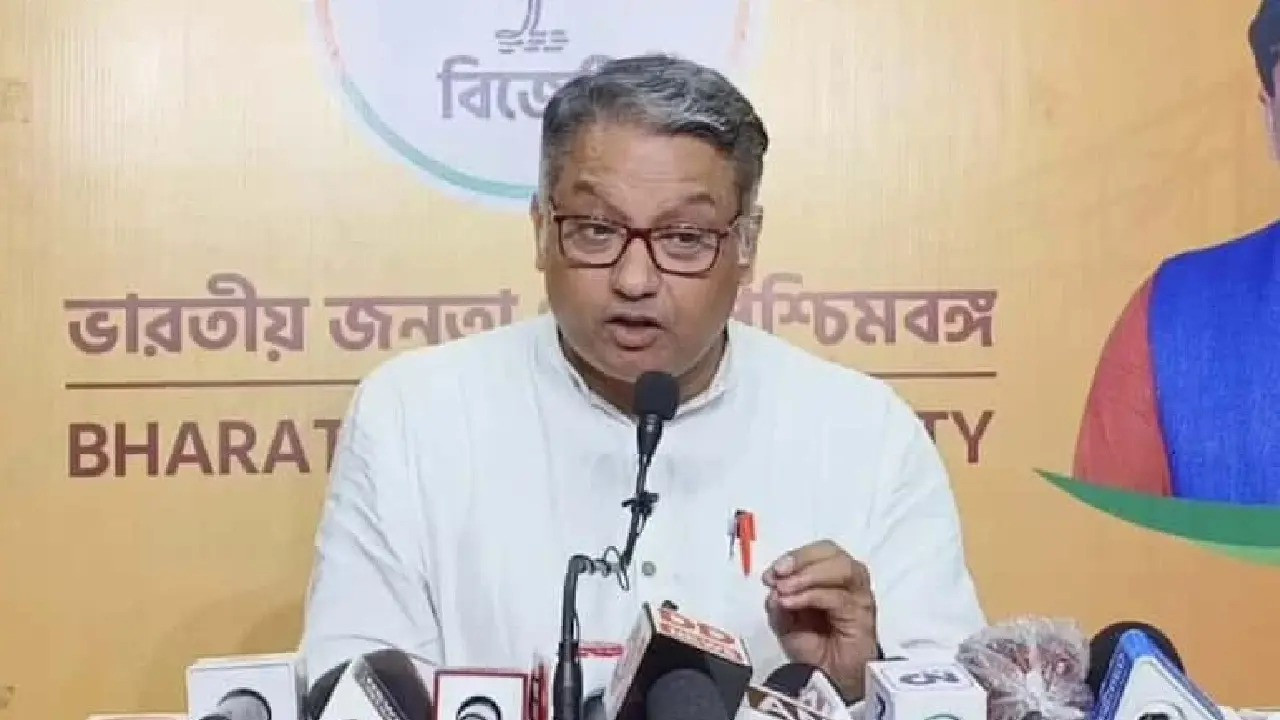 Higher Education Minister Jagannath Chattopadhyay