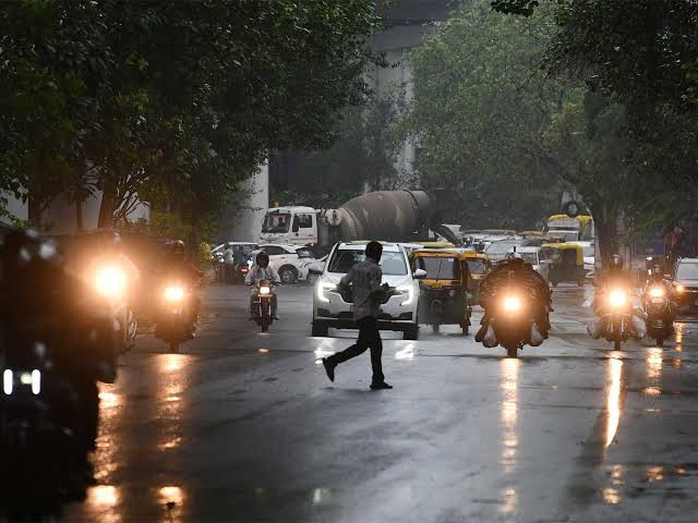 IMD forecasts heavy rainfall over  East and Northeast India