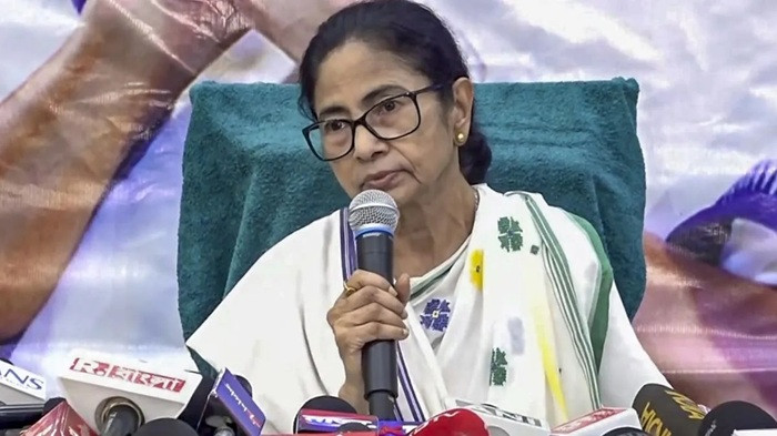 Mamata Banerjee demands Bengal repoll