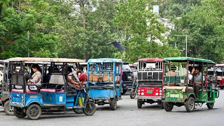 NO MORE TOTOS ON GT ROAD