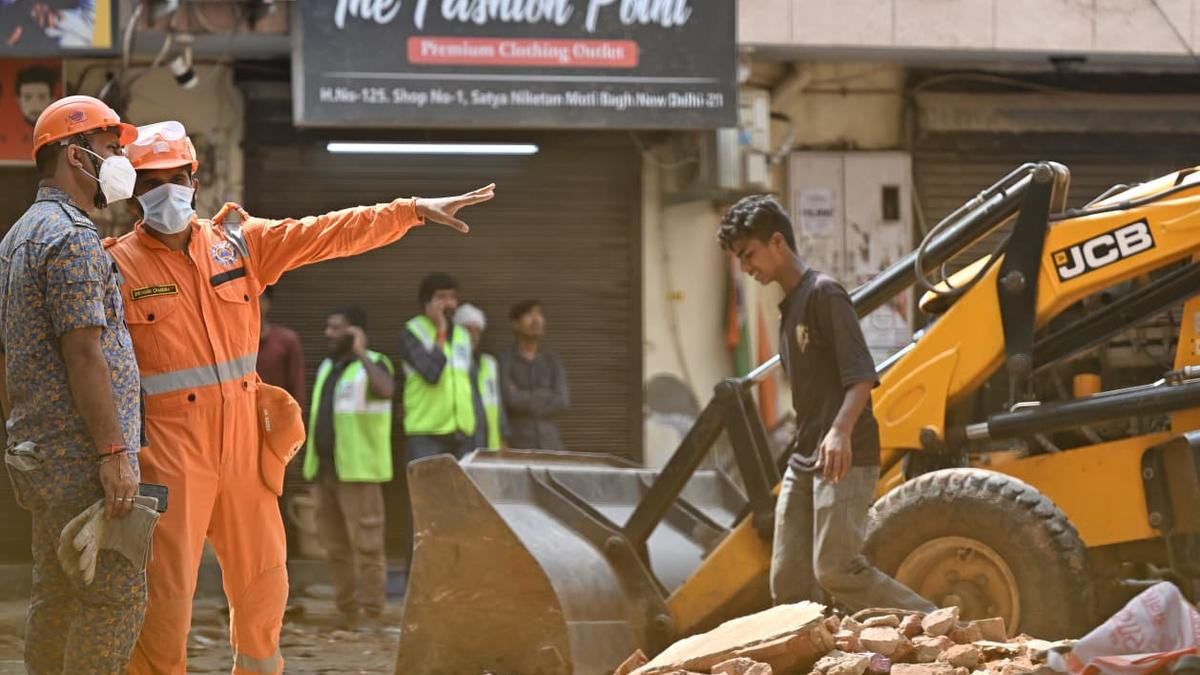 Rescue still underway as a building collapsed at Satya Niketan in New Delhi