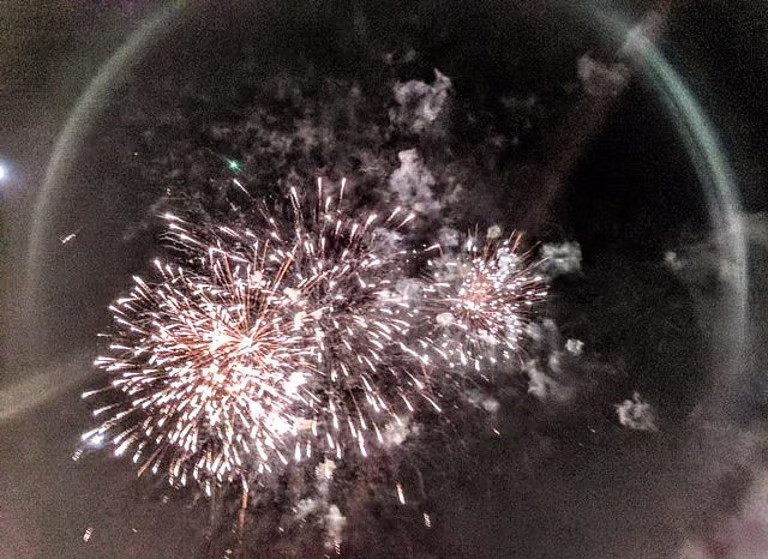 Bombay High Court orders total ban on firecrackers on streets