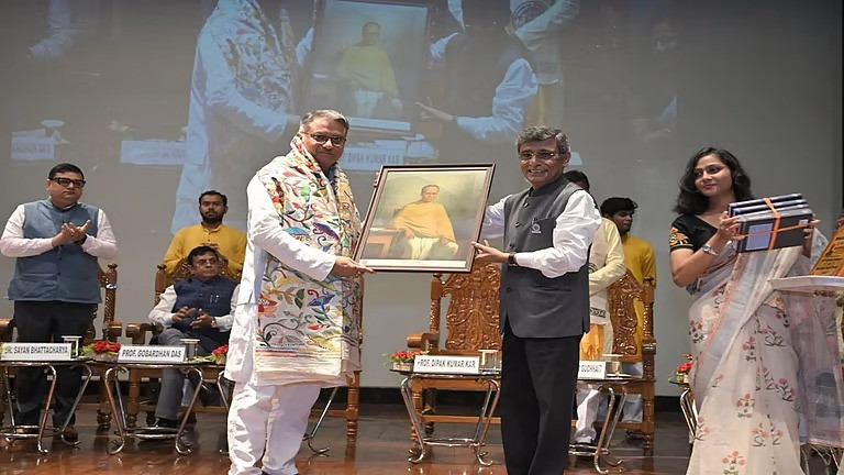 State Higher Education Minister Jagannath Chattopadhyay at VU