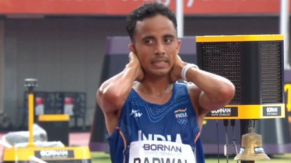 Sawan Barwal wins silver in men’s marathon