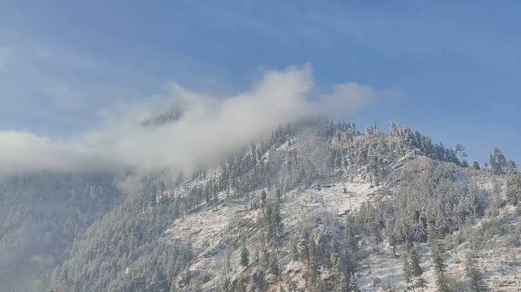 Season’s First Snowfall in Doda