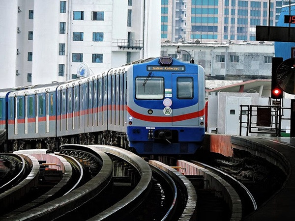 Special services on Kolkata Metro for Durga Puja