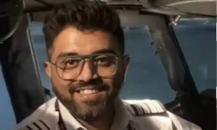 Suvendu Adhikari salutes Captain Smit Machchhar's valour