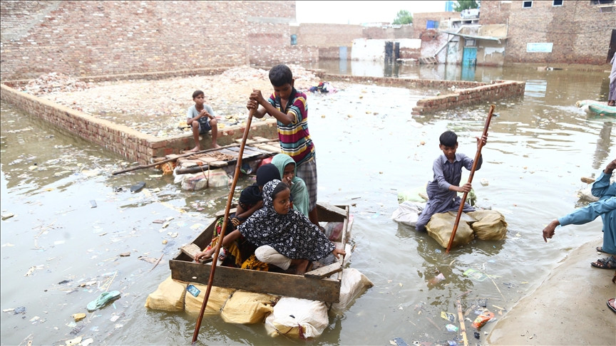 Flood-ravaged Pakistan 50 thousand people are homeless