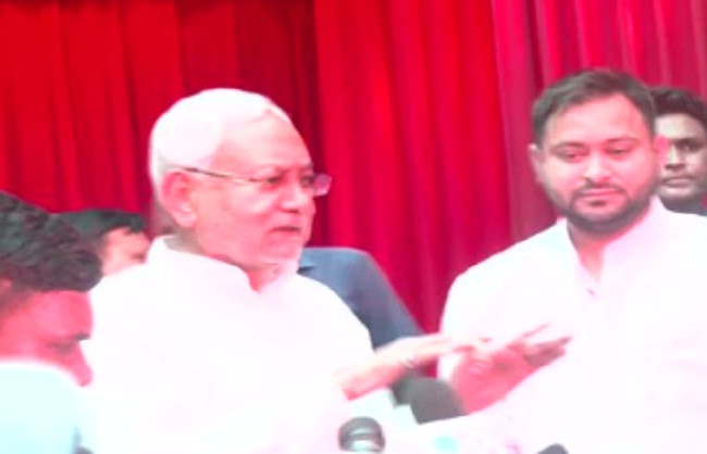 Nitish says he is not contender of PM post